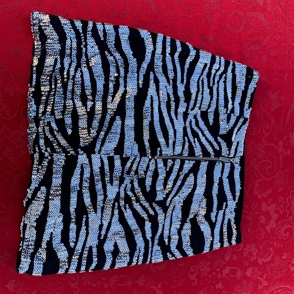 NEW  Skirt Bar III 3 Black Sequin NWT - Size S Silver Animal Print‎ Small - Picture 4 of 5